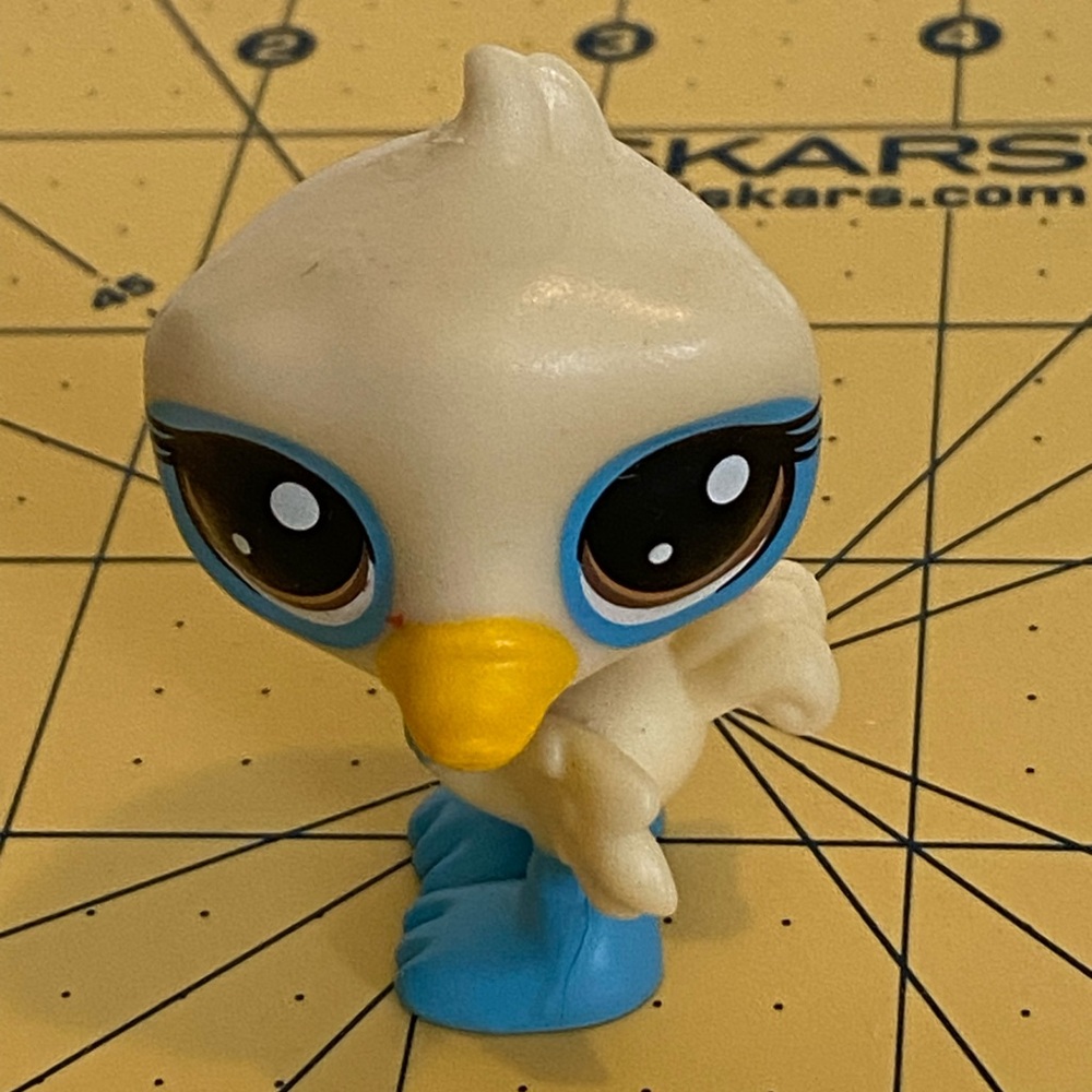 Littlest Pet Shop Series 1 Azure O'strich 1-84 Bobble Head Ostrich Single LPS